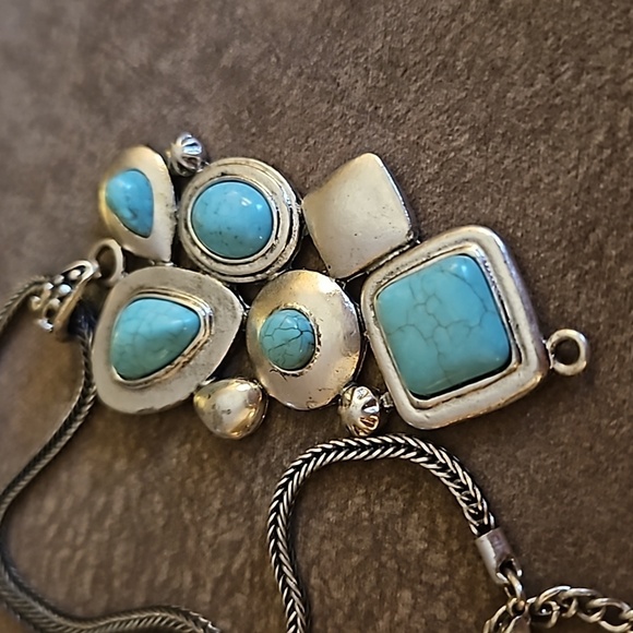 VTG Abstract Geometric Howlite Pendant Chain Necklace - Picture 3 of 7